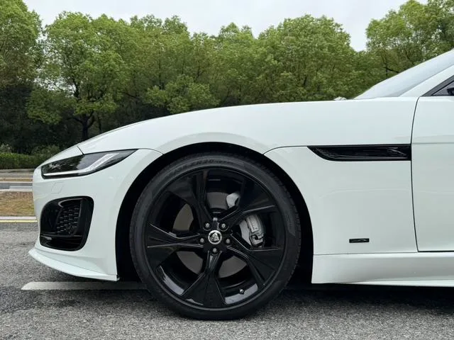 Jaguar F-TYPE 2024 P300 75 Anniversary Collection Convertible Edition exterior photo 2 Jaguar F-TYPE 2024 P300 75 Anniversary Collection Convertible Edition exterior photo 2