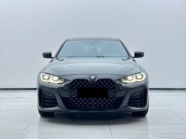 BMW 4 Series 2022 425i Gran Coupe M Ensemble de sport extérieur photo 2 BMW 4 Series 2022 425i Gran Coupe M Ensemble de sport extérieur photo 2