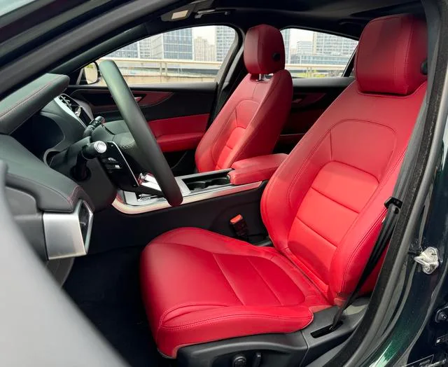 Jaguar XEL 2022 2.0T 250PS R-DYNAMIC S Enterprising Sports Edition exterior photo 5 Jaguar XEL 2022 2.0T 250PS R-DYNAMIC S Enterprising Sports Edition exterior photo 5