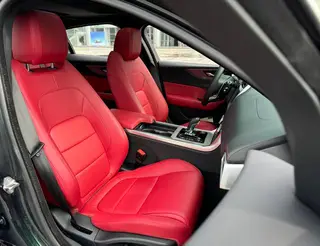 Jaguar XEL 2022 2.0T 250PS R-DYNAMIC S Enterprising Sports Edition interior photo 10 Jaguar XEL 2022 2.0T 250PS R-DYNAMIC S Enterprising Sports Edition interior photo 10