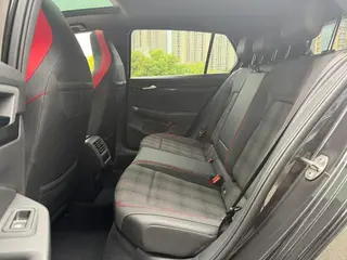 Volkswagen Golf GTI 2021 380TSI DSG GTI interior photo 11