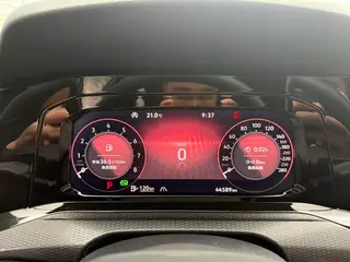 Volkswagen Golf GTI 2021 380TSI DSG GTI interior photo 12