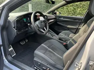 Volkswagen Golf 2023 280TSI DSG R-Line Lite interior photo 9 Volkswagen Golf 2023 280TSI DSG R-Line Lite interior photo 9