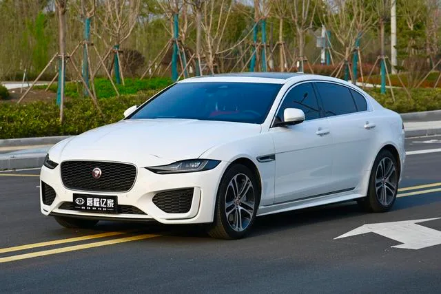 Jaguar XEL 2024 2.0T 250PS R-DYNAMIC S Enterprising Sports Edition exterior photo 1 Jaguar XEL 2024 2.0T 250PS R-DYNAMIC S Enterprising Sports Edition exterior photo 1