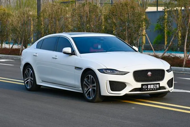 Jaguar XEL 2024 2.0T 250PS R-DYNAMIC S Enterprising Sports Edition exterior photo 3 Jaguar XEL 2024 2.0T 250PS R-DYNAMIC S Enterprising Sports Edition exterior photo 3