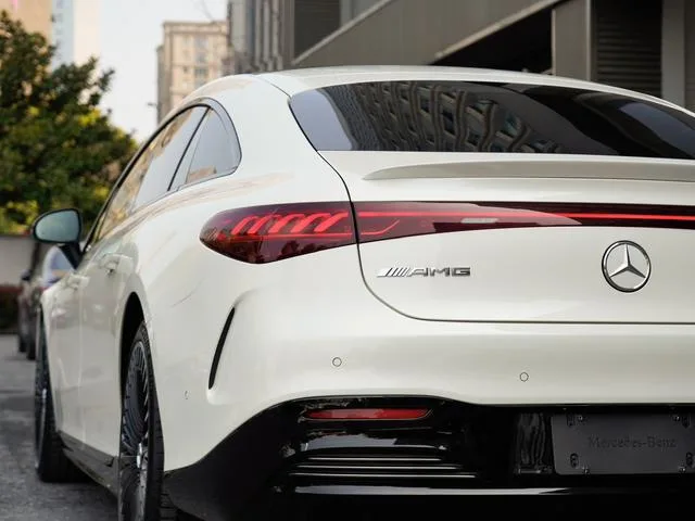Mercedes-Benz EQS AMG 2022 AMG EQS 53 4MATIC exterior foto 6 Mercedes-Benz EQS AMG 2022 AMG EQS 53 4MATIC exterior foto 6