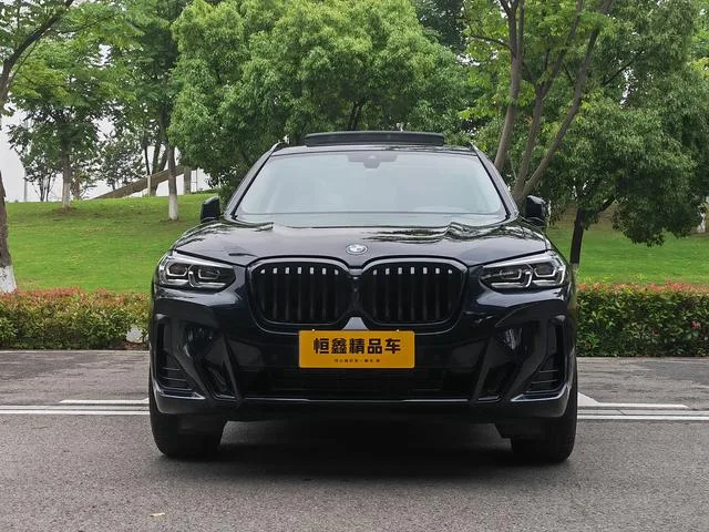 BMW X3 2023 xDrive30i Líder M Traje de noche Yao exterior foto 2 BMW X3 2023 xDrive30i Líder M Traje de noche Yao exterior foto 2
