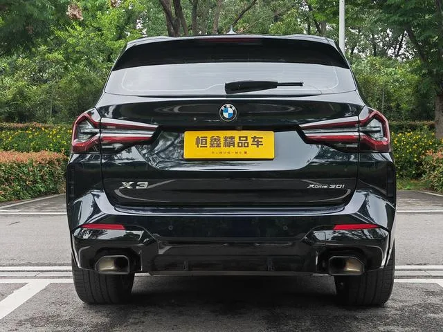 BMW X3 2023 xDrive30i Líder M Traje de noche Yao exterior foto 3 BMW X3 2023 xDrive30i Líder M Traje de noche Yao exterior foto 3