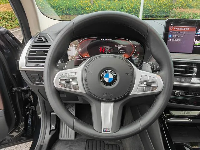 BMW X3 2023 xDrive30i Líder M Traje de noche Yao interior foto 8 BMW X3 2023 xDrive30i Líder M Traje de noche Yao interior foto 8