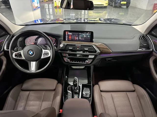 BMW X3 2021 Restyling xDrive28i M Sports suit interior photo 11
