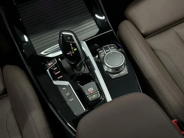 BMW X3 2021 Restyling xDrive28i M Sports suit interior photo 15