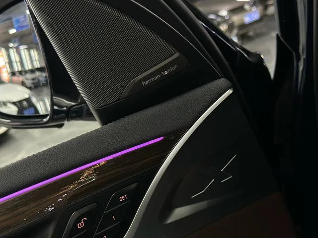BMW X3 2021 Restyling xDrive28i M Sports suit interior photo 17