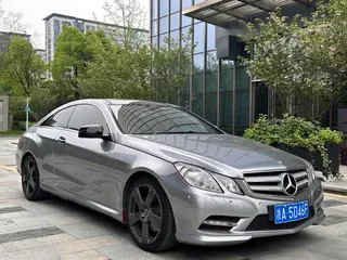 Mercedes-Benz E-Class (Imported) 2012 E 200 CGI Coupe extérieur photo 2