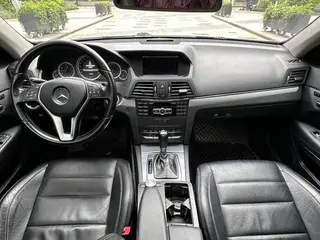 Mercedes-Benz E-Class (Imported) 2012 E 200 CGI Coupe intérieur photo 9