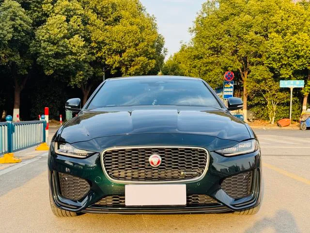 Jaguar XEL 2023 2.0T 250PS R-DYNAMIC S Предприимчивое спортивное издание экстерьер фото 2