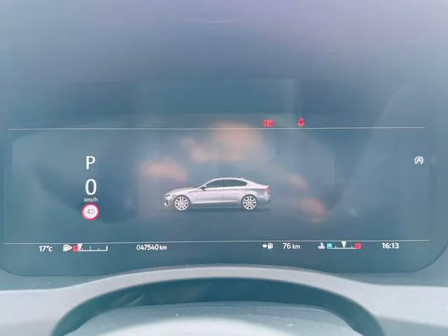 Jaguar XEL 2023 2.0T 250PS R-DYNAMIC S Предприимчивое спортивное издание интерьер фото 12