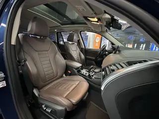 BMW X3 2021 xDrive28i M Спортивный костюм интерьер фото 19