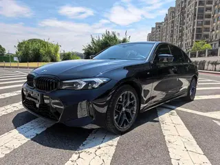 BMW 3 Series 2026 330Li M Sports Night Suit
