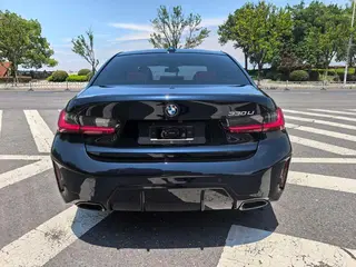 BMW 3 Series 2026 330Li M Спортивный ночной костюм интерьер фото 8