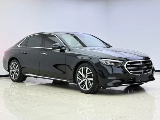 Mercedes-Benz E-Class 2024 Restyling E 300 L Fashionable Passenger car exterior photo 3 Mercedes-Benz E-Class 2024 Restyling E 300 L Fashionable Passenger car exterior photo 3