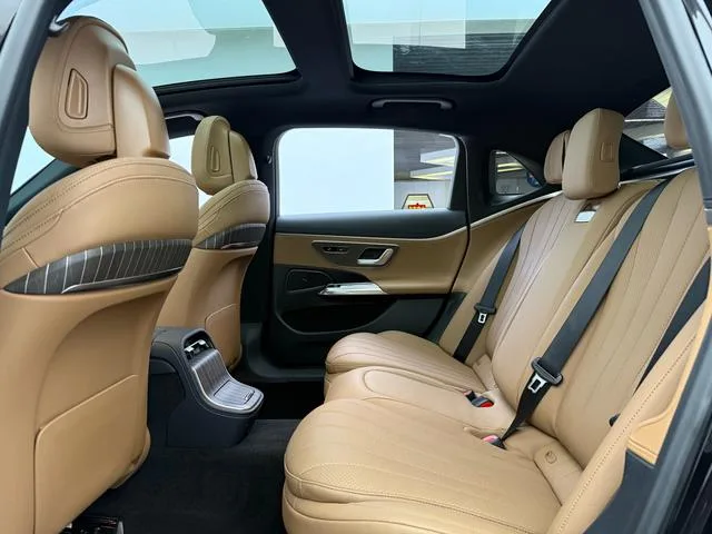 Mercedes-Benz E-Class 2024 Restyling E 300 L Fashionable Passenger car exterior photo 7 Mercedes-Benz E-Class 2024 Restyling E 300 L Fashionable Passenger car exterior photo 7