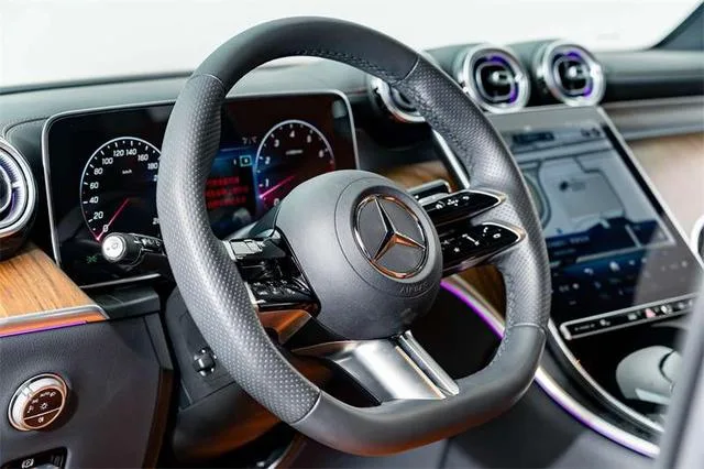 Mercedes-Benz GLC 2024 GLC 300 L 4MATIC Dinámico 5 Asiento interior foto 11 Mercedes-Benz GLC 2024 GLC 300 L 4MATIC Dinámico 5 Asiento interior foto 11