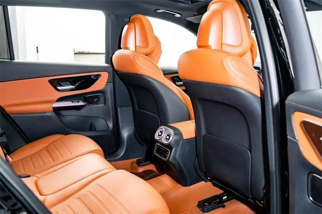 Mercedes-Benz GLC 2024 GLC 300 L 4MATIC Dinámico 5 Asiento interior foto 20 Mercedes-Benz GLC 2024 GLC 300 L 4MATIC Dinámico 5 Asiento interior foto 20