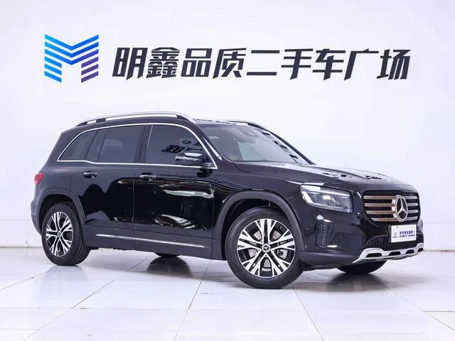 Mercedes-Benz GLB 2025 GLB 220 Type dynamique extérieur photo 6 Mercedes-Benz GLB 2025 GLB 220 Type dynamique extérieur photo 6