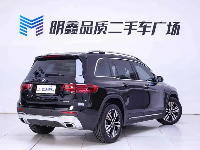 Mercedes-Benz GLB 2025 GLB 220 Type dynamique extérieur photo 8 Mercedes-Benz GLB 2025 GLB 220 Type dynamique extérieur photo 8