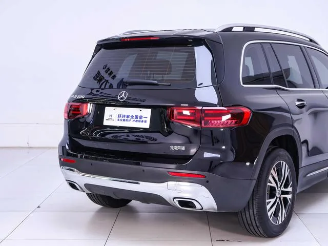 Mercedes-Benz GLB 2025 GLB 220 Type dynamique extérieur photo 9 Mercedes-Benz GLB 2025 GLB 220 Type dynamique extérieur photo 9