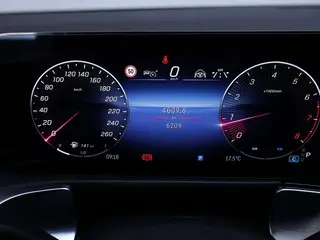 Mercedes-Benz GLB 2025 GLB 220 Type dynamique intérieur photo 16 Mercedes-Benz GLB 2025 GLB 220 Type dynamique intérieur photo 16