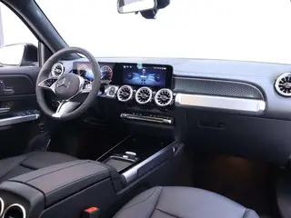 Mercedes-Benz GLB 2025 GLB 220 Type dynamique intérieur photo 20 Mercedes-Benz GLB 2025 GLB 220 Type dynamique intérieur photo 20