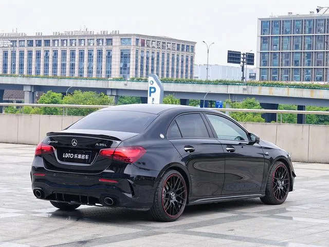 Mercedes-Benz A-Class AMG 2025 AMG A 35 L 4MATIC exterior photo 4 Mercedes-Benz A-Class AMG 2025 AMG A 35 L 4MATIC exterior photo 4