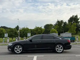 Audi A6L 2023 45 TFSI quattro Elegante y elegante exterior foto 4