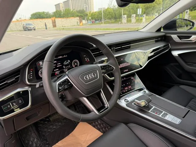 Audi A6L 2023 45 TFSI quattro Elegante y elegante exterior foto 6