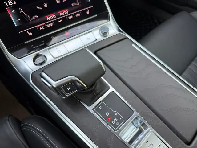 Audi A6L 2023 45 TFSI quattro Elegante y elegante interior foto 13