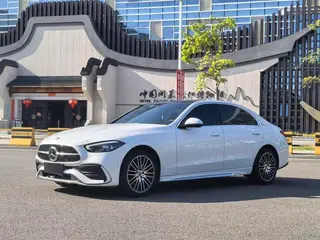 Mercedes-Benz C-Class 2024 C 260 L Sports version exterior photo 1 Mercedes-Benz C-Class 2024 C 260 L Sports version exterior photo 1