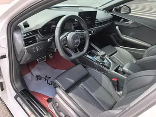 Audi A4L 2024 40 TFSI Deluxe dinámico interior foto 6 Audi A4L 2024 40 TFSI Deluxe dinámico interior foto 6