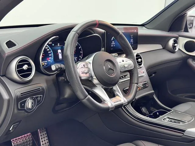 Mercedes-Benz GLC AMG 2022 AMG GLC 43 4MATIC interior foto 12 Mercedes-Benz GLC AMG 2022 AMG GLC 43 4MATIC interior foto 12