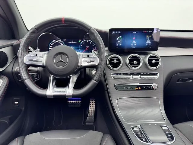 Mercedes-Benz GLC AMG 2022 AMG GLC 43 4MATIC interior foto 14 Mercedes-Benz GLC AMG 2022 AMG GLC 43 4MATIC interior foto 14