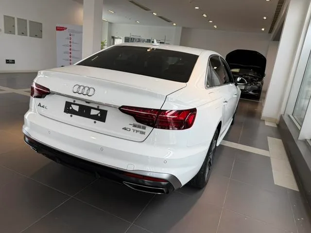 Audi A4L 2020 40 TFSI Deluxe Dynamic interior photo 9 Audi A4L 2020 40 TFSI Deluxe Dynamic interior photo 9