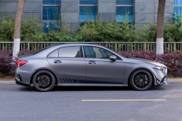 Mercedes-Benz A-Class AMG 2023 AMG A 35 L 4MATIC exterior foto 4 Mercedes-Benz A-Class AMG 2023 AMG A 35 L 4MATIC exterior foto 4