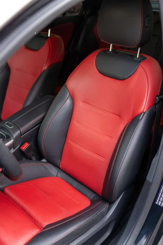 Mercedes-Benz A-Class AMG 2023 AMG A 35 L 4MATIC interior foto 10 Mercedes-Benz A-Class AMG 2023 AMG A 35 L 4MATIC interior foto 10