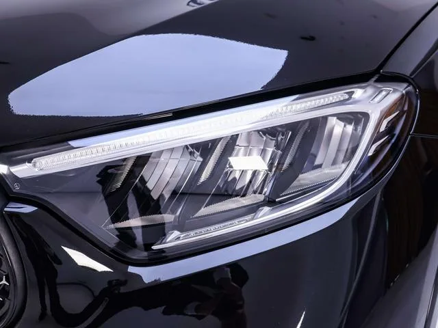 Mercedes-Benz GLC 2024 GLC 300 L 4MATIC Dynamic 5 seat exterior photo 5 Mercedes-Benz GLC 2024 GLC 300 L 4MATIC Dynamic 5 seat exterior photo 5