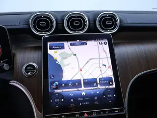 Mercedes-Benz GLC 2024 GLC 300 L 4MATIC Dynamic 5 seat interior photo 11 Mercedes-Benz GLC 2024 GLC 300 L 4MATIC Dynamic 5 seat interior photo 11