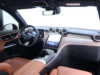 Mercedes-Benz GLC 2024 GLC 300 L 4MATIC Dynamic 5 seat interior photo 20 Mercedes-Benz GLC 2024 GLC 300 L 4MATIC Dynamic 5 seat interior photo 20