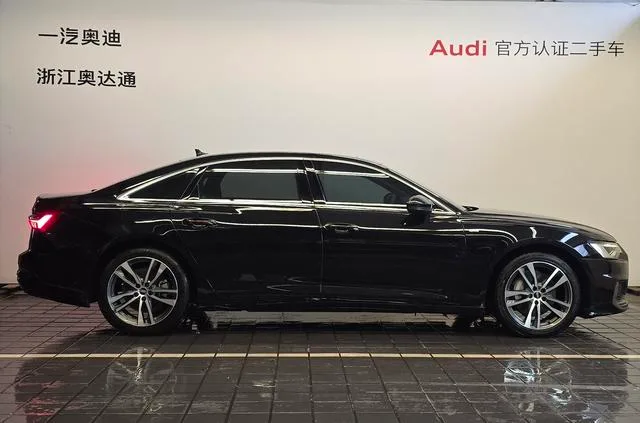 Audi A6L 2022 40 TFSI Deluxe Dynamic exterior photo 5 Audi A6L 2022 40 TFSI Deluxe Dynamic exterior photo 5