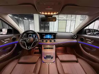 Mercedes-Benz E-Class 2022 Reforma E 300 L Estilo de moda Coche interior foto 15 Mercedes-Benz E-Class 2022 Reforma E 300 L Estilo de moda Coche interior foto 15