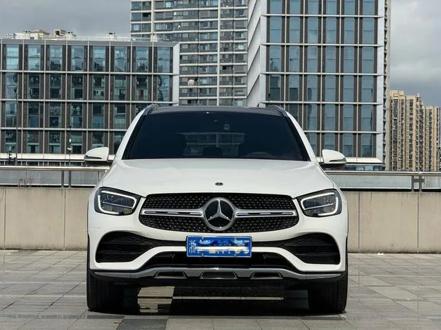 Mercedes-Benz GLC 2022 Reforma GLC 260 L 4MATIC Dinámico exterior foto 3 Mercedes-Benz GLC 2022 Reforma GLC 260 L 4MATIC Dinámico exterior foto 3