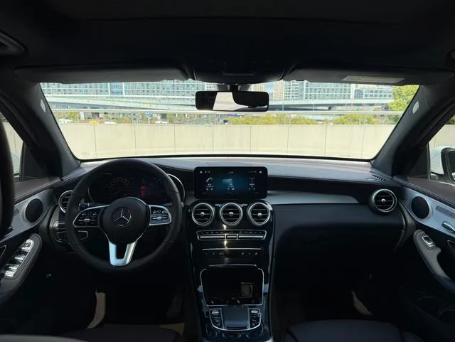 Mercedes-Benz GLC 2022 Reforma GLC 260 L 4MATIC Dinámico interior foto 10 Mercedes-Benz GLC 2022 Reforma GLC 260 L 4MATIC Dinámico interior foto 10